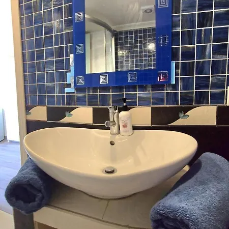 Begona Blue Pearl Center Nogalera By Namaste Elite Torremolinos